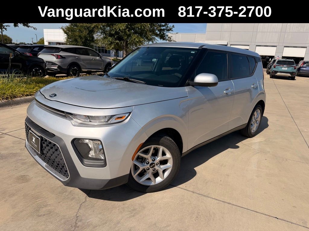 Sparkling Silver 2021 Kia Soul SUV / Crossover Front-Wheel Drive Continuously Variable Transmission