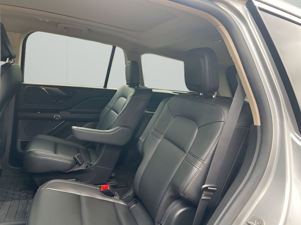 Used Car 2023 Lincoln Aviator  Standard For Sale Under $50,000 In Austin, Texas