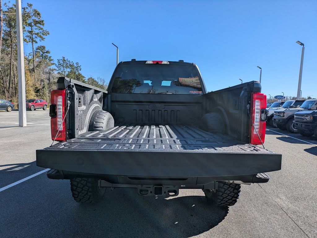 2026 Ford F-250 Black Widow