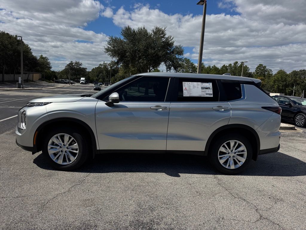 New 2025 Mitsubishi Outlander SUV