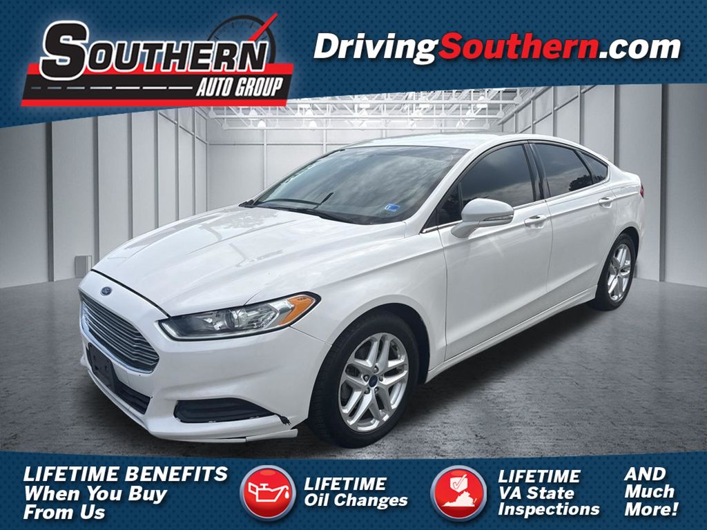 White Platinum Clearcoat Metallic 2016 Ford Fusion Sedan Front-Wheel Drive 6-Speed Automatic