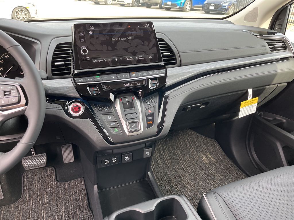Thumbnail: 2026 Honda Odyssey - 10