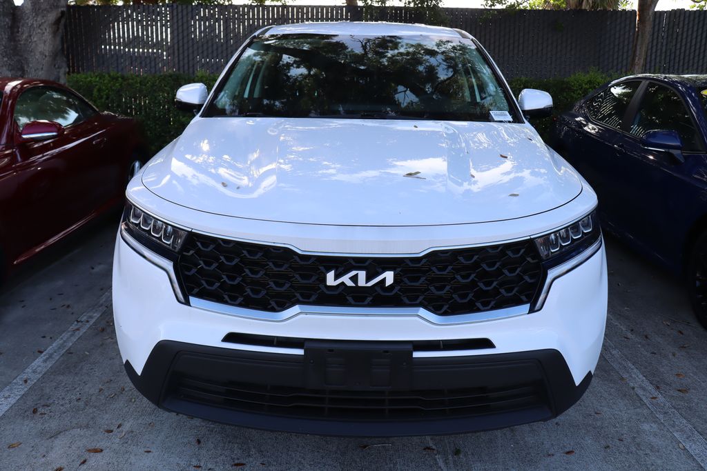 Thumbnail: 2023 Kia Sorento - 5