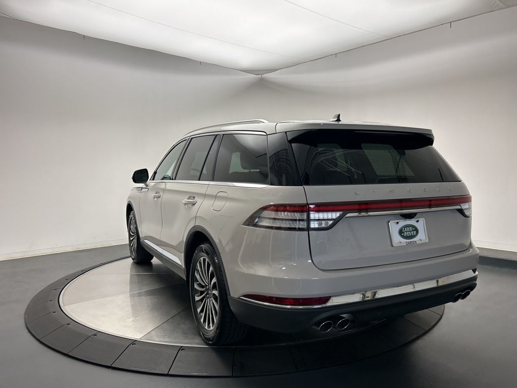 Thumbnail: 2022 Lincoln Aviator - 3