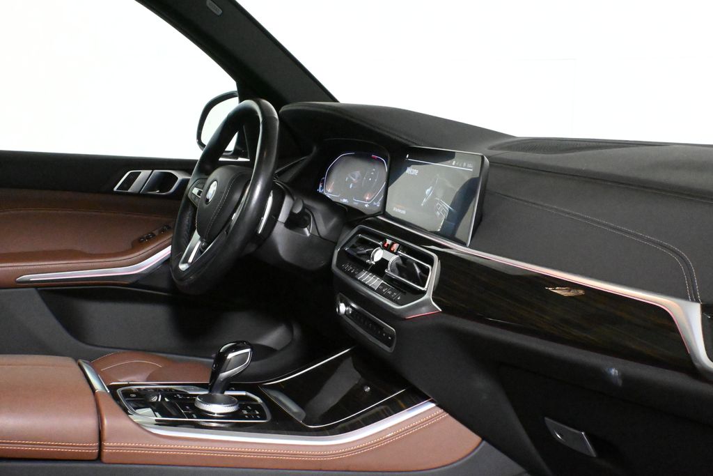 Thumbnail: 2023 BMW X5 - 32