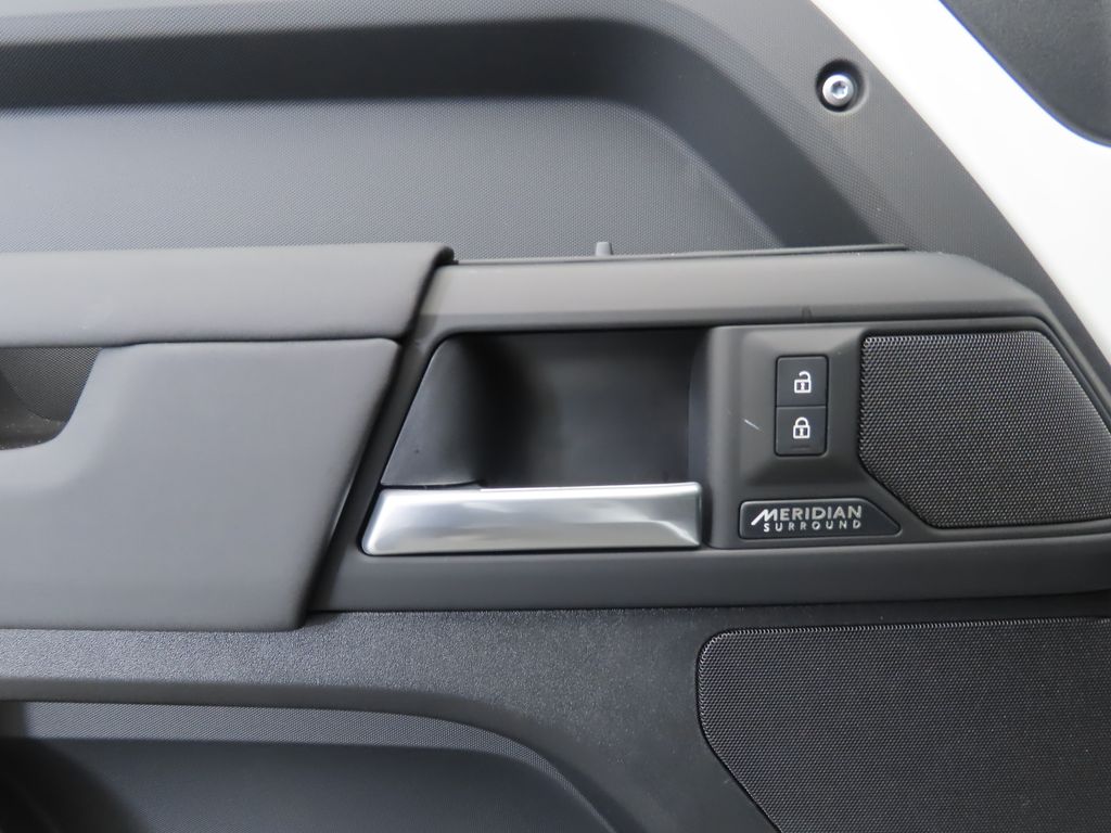 Thumbnail: 2026 Land Rover Defender - 22