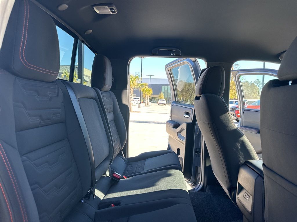 2025 Boulder Gray Pearl Nissan Frontier PRO-4X 4X4 Truck