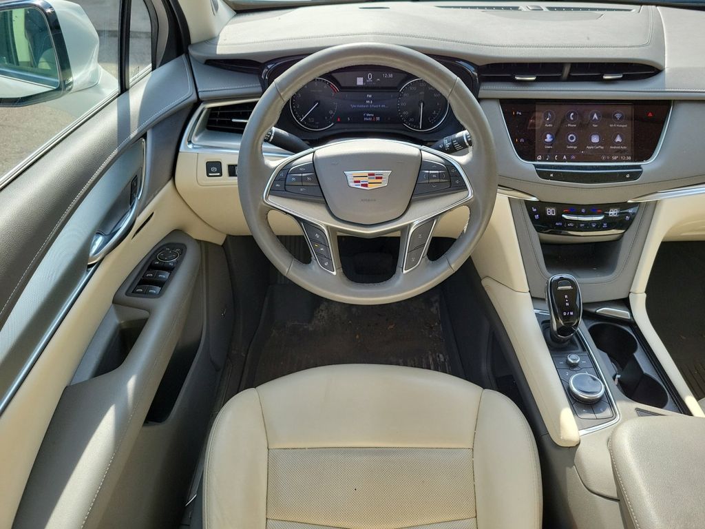 2022 Cadillac XT5 Premium Luxury 9