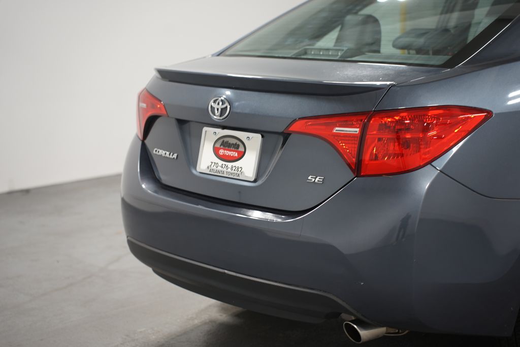 2017 Toyota Corolla SE 9