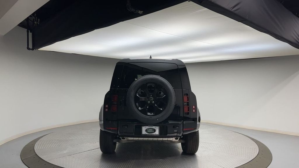Thumbnail: 2024 Land Rover Defender - 7