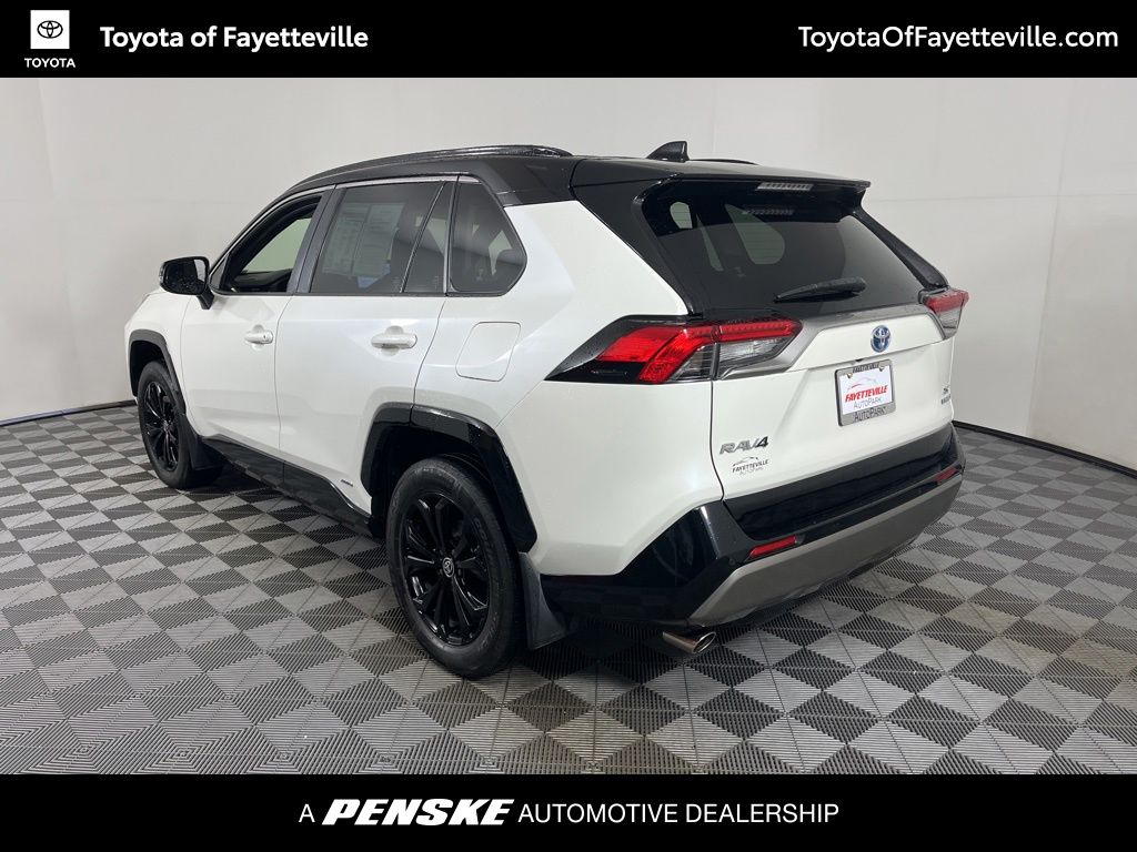 Thumbnail: 2022 Toyota RAV4 - 3