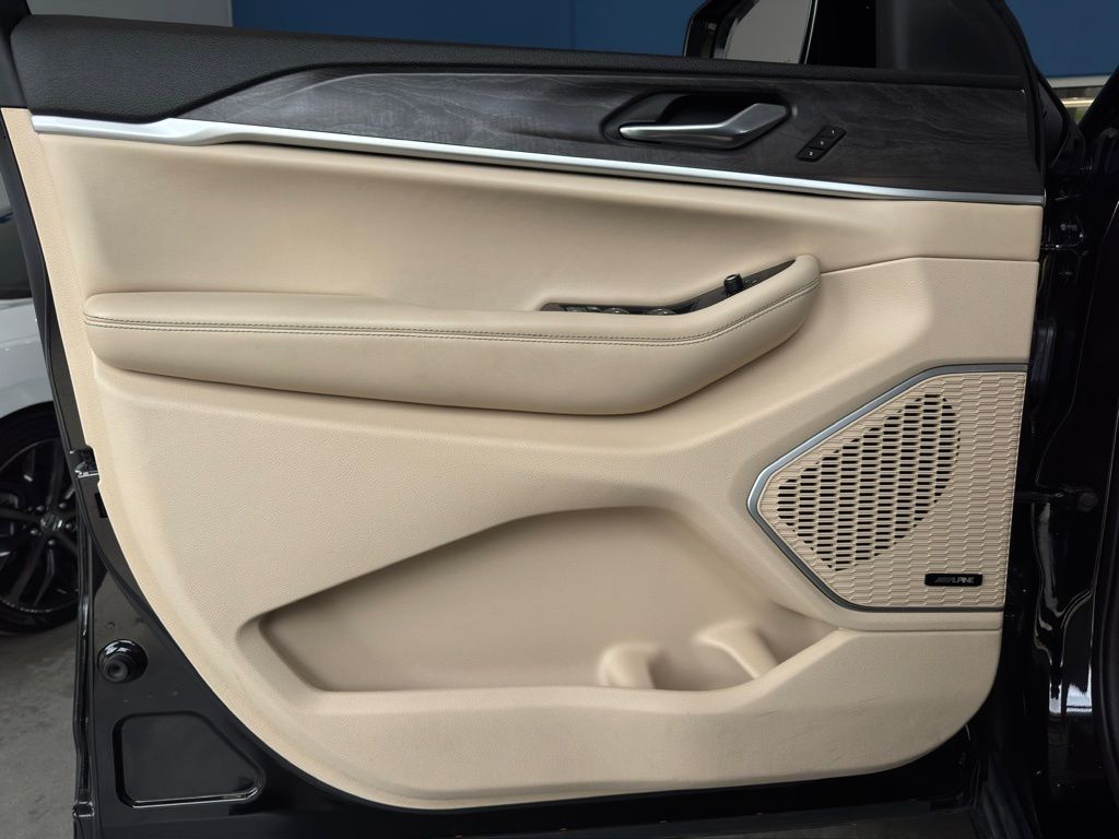 car-gallery-24