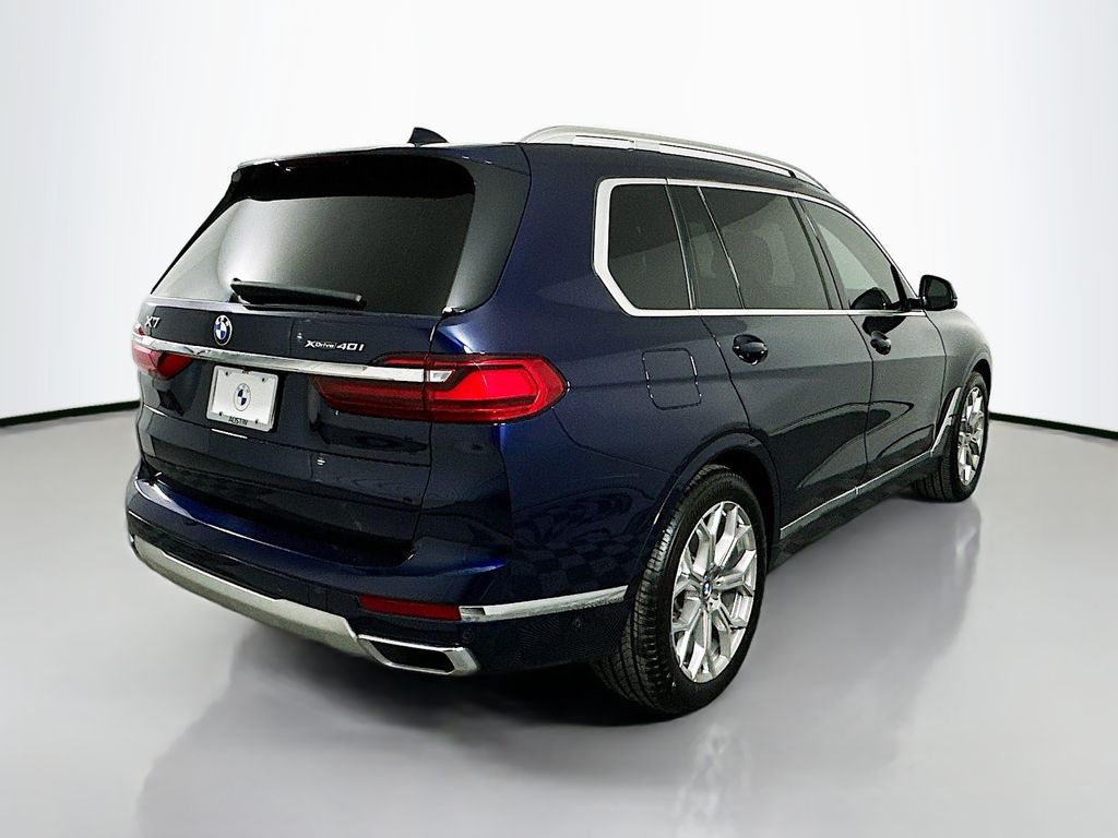 2022 BMW X7 xDrive40i 5