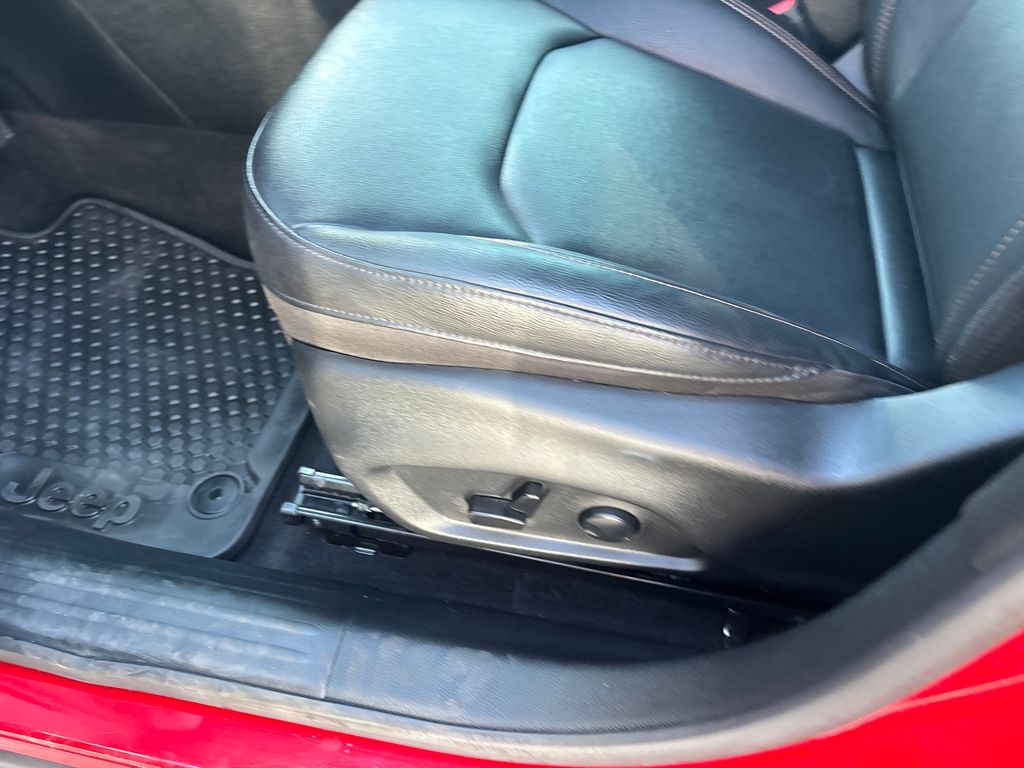 Used Car 2024 Jeep Compass  Latitude Lux For Sale Under $30,000 In Austin, Texas