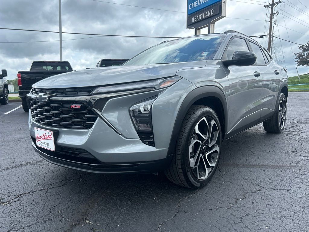 2024 Chevrolet Trax RS with 2RS FWD
