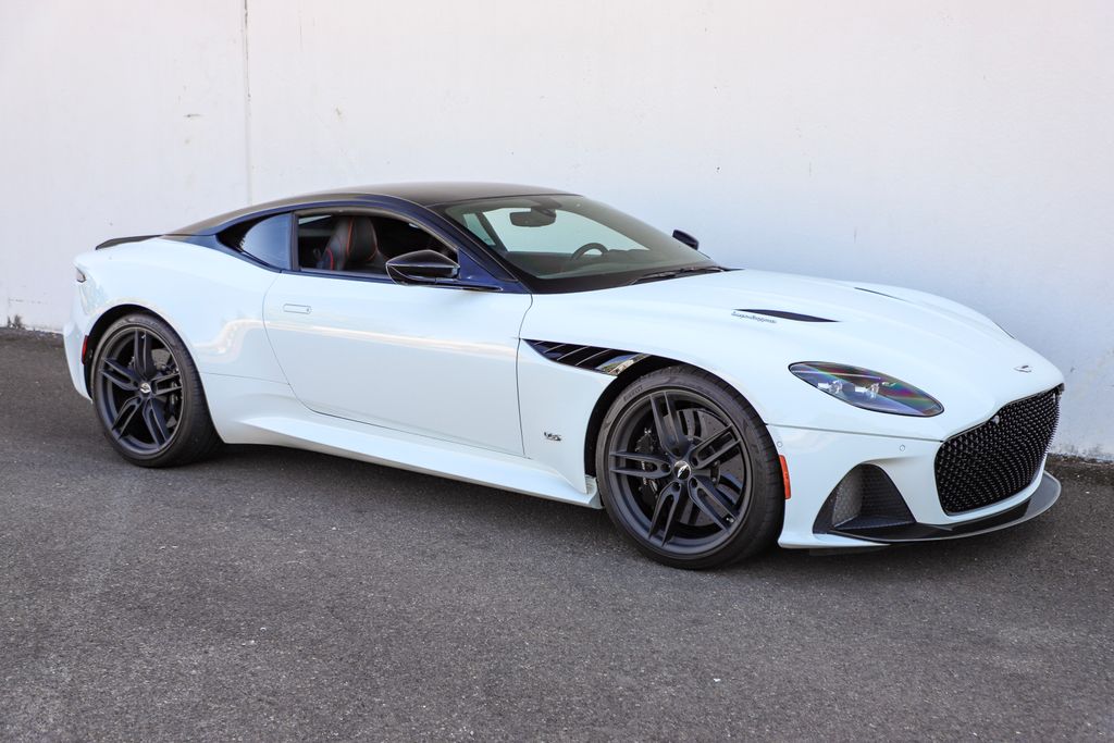 2019 Aston Martin DBS Superleggera Coupe RWD