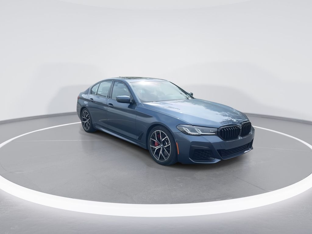Thumbnail: 2023 BMW 5 Series - 2