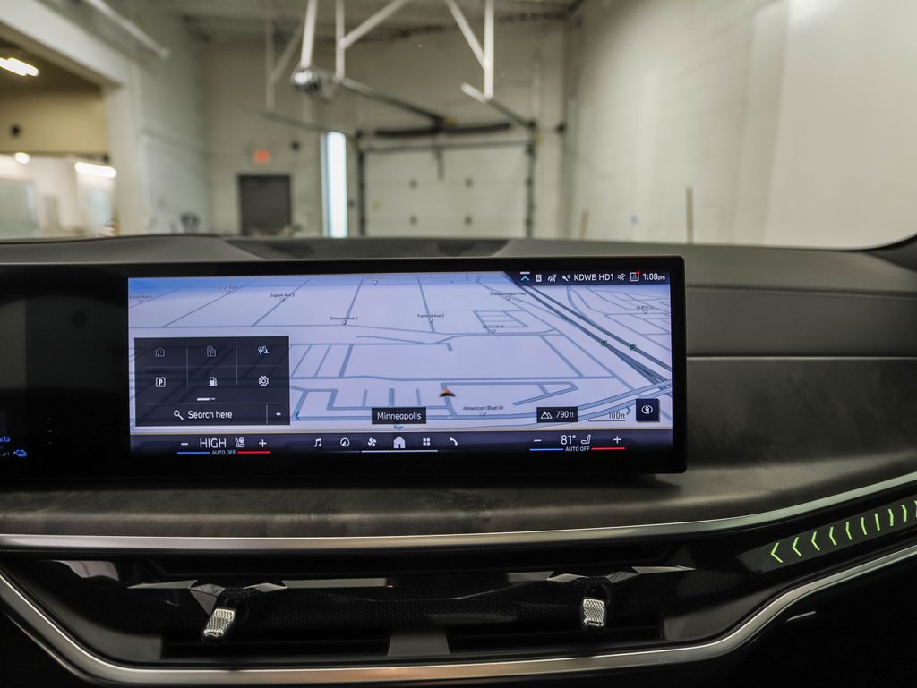 Thumbnail: 2024 BMW X5 - 16