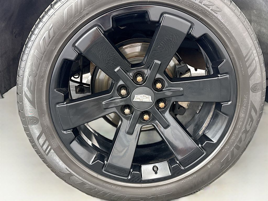 Thumbnail: 2016 Cadillac Escalade - 32