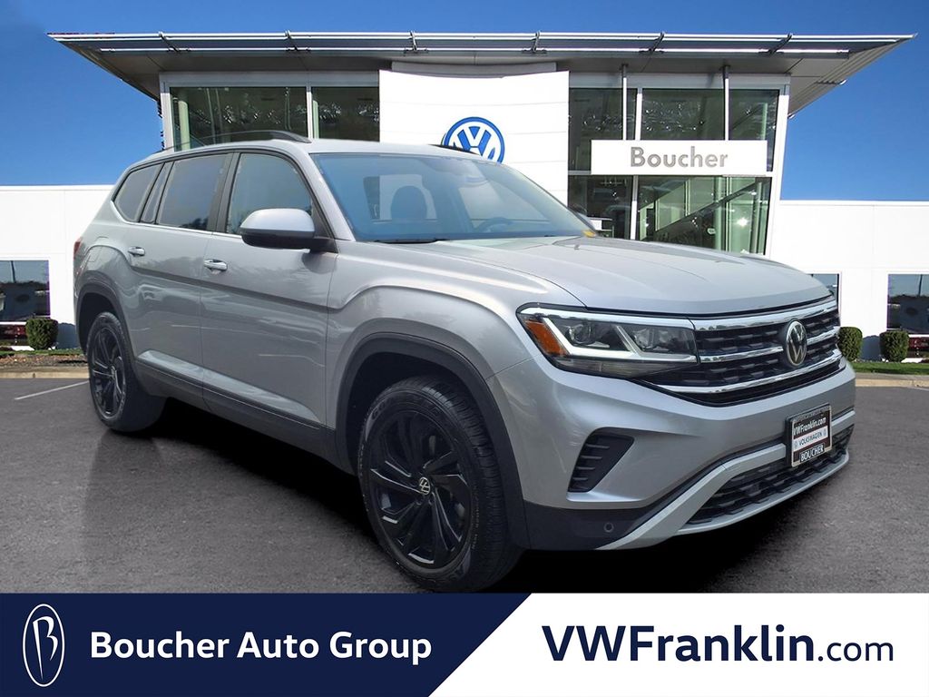 2022 Volkswagen Atlas 3.6L V6 SE w/Technology