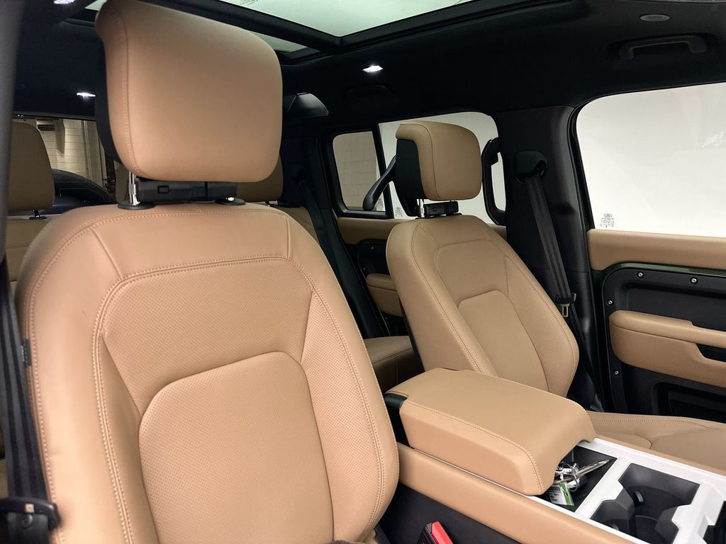 Thumbnail: 2026 Land Rover Defender - 6
