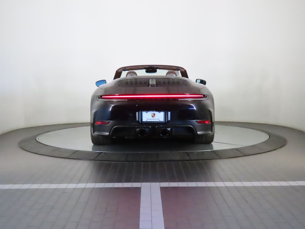 Thumbnail: 2025 Porsche 911 - 14