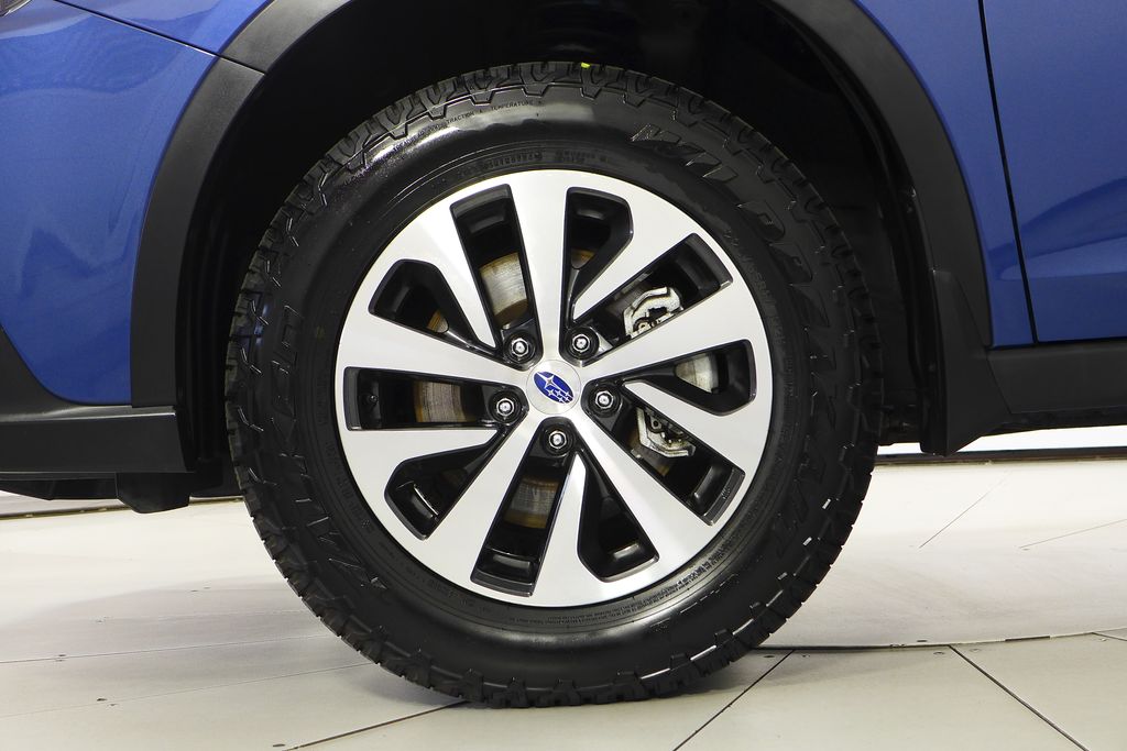 Thumbnail: 2022 Subaru Outback - 5