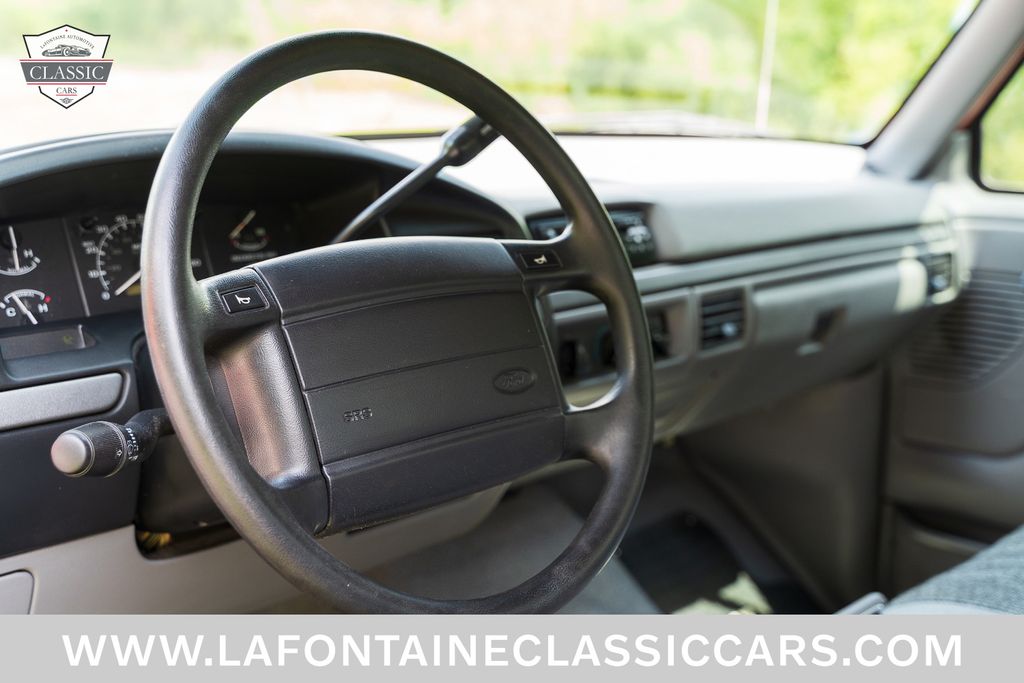 1995 Ford F-150 64