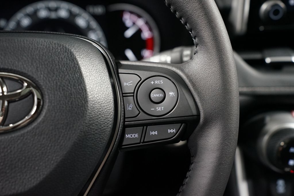 Thumbnail: 2025 Toyota RAV4 - 13