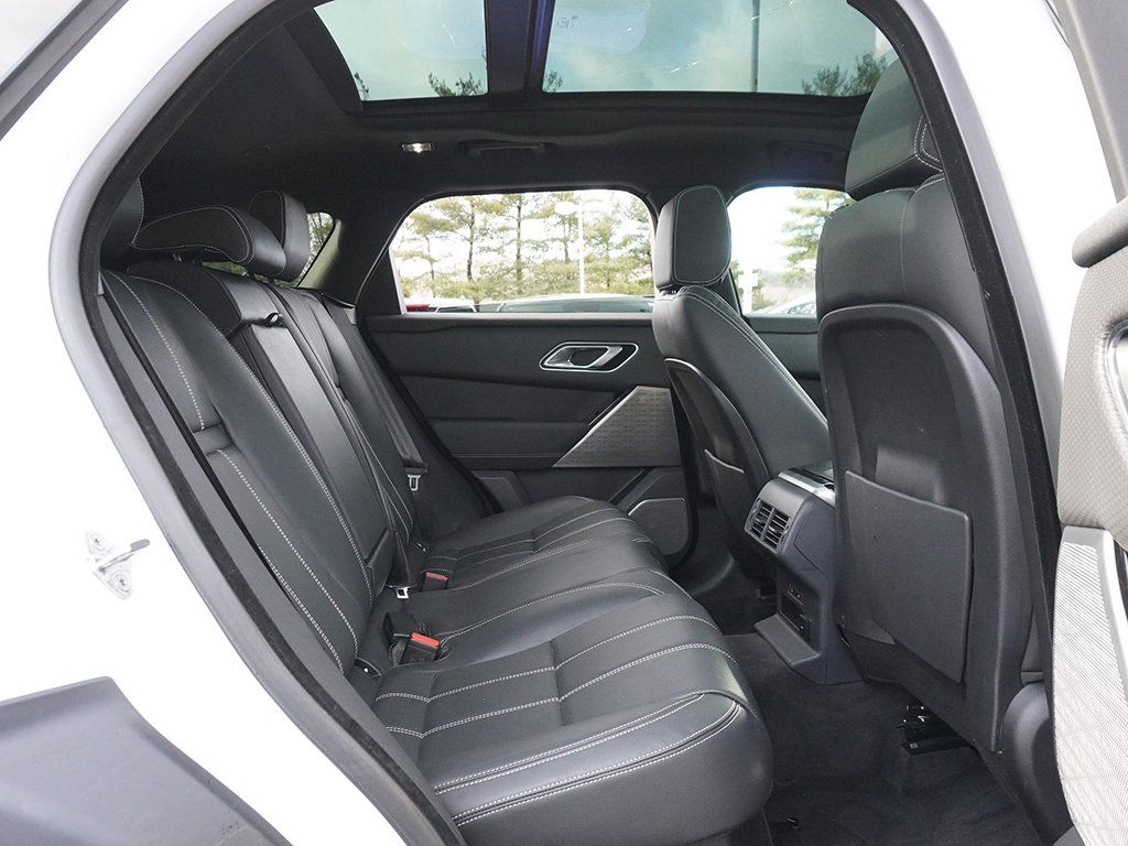 Used 2023 White Land Rover HST image 41