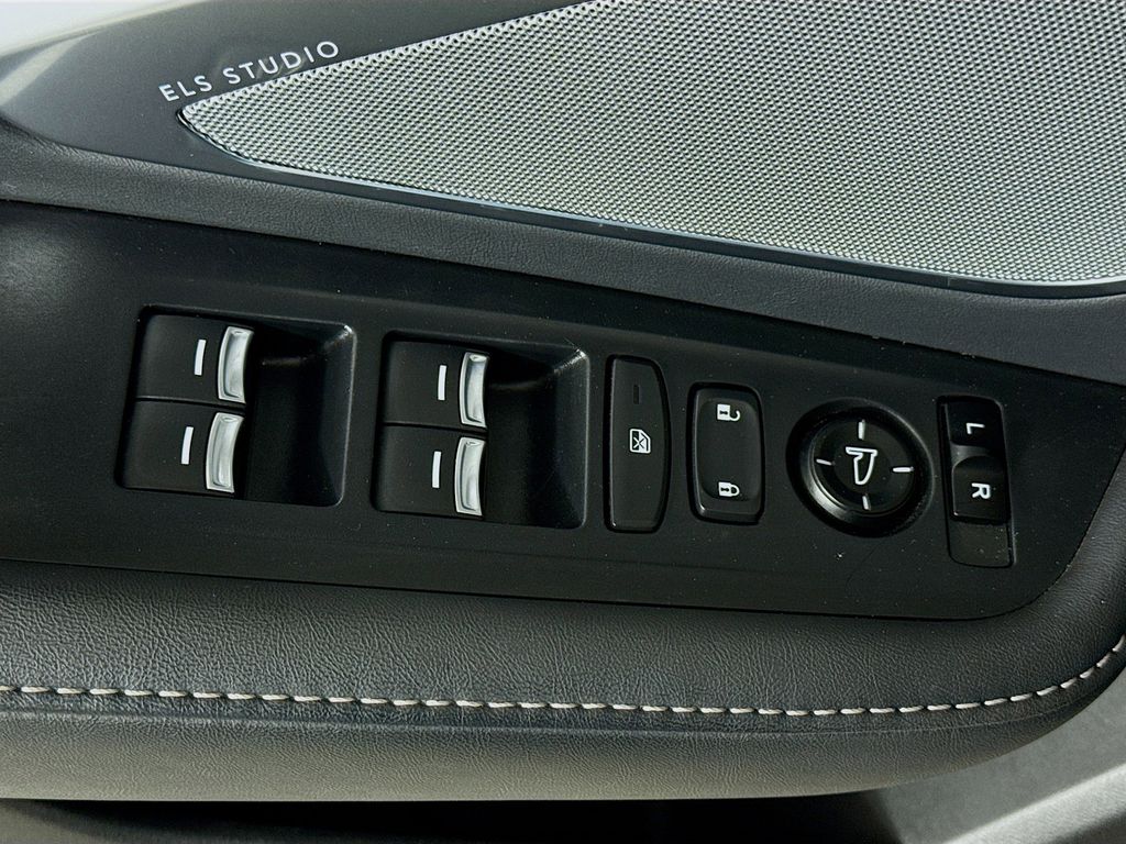 Thumbnail: 2019 Acura RDX - 18