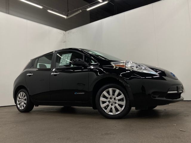 2017 Nissan LEAF S