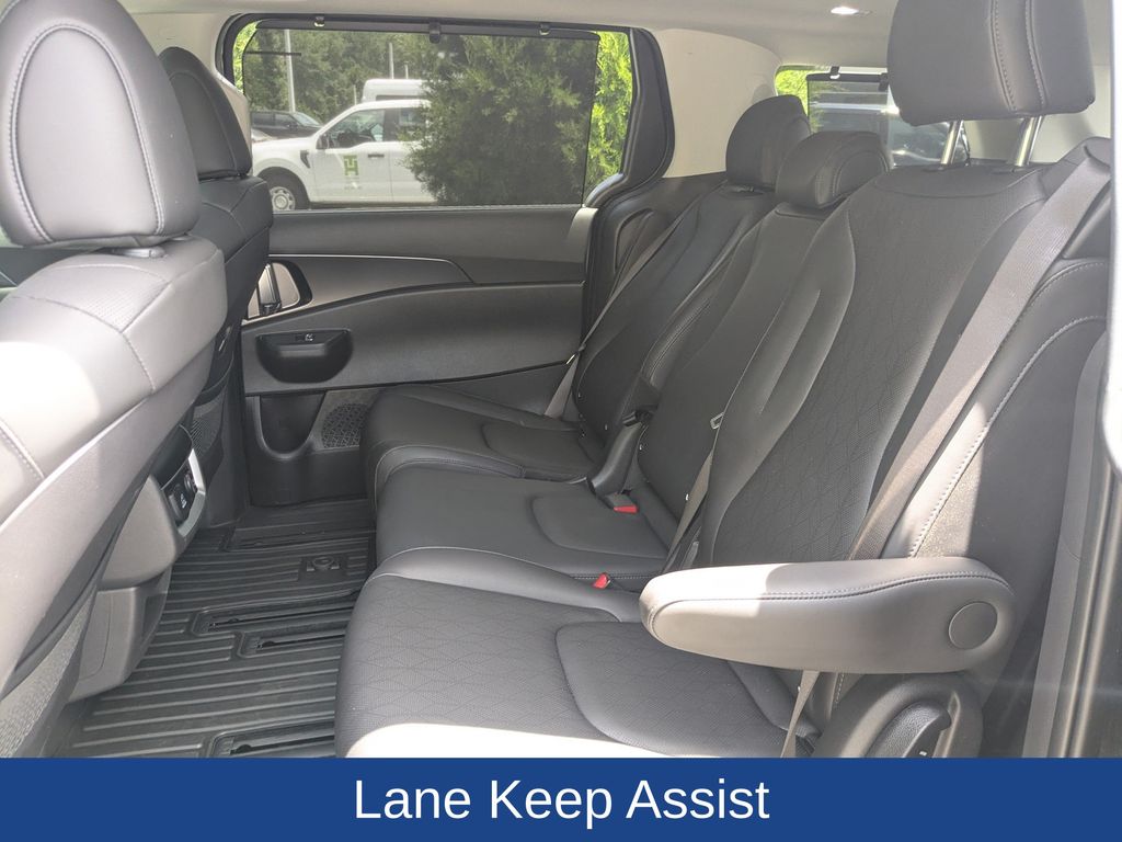 2025 Kia Carnival MPV Hybrid SX