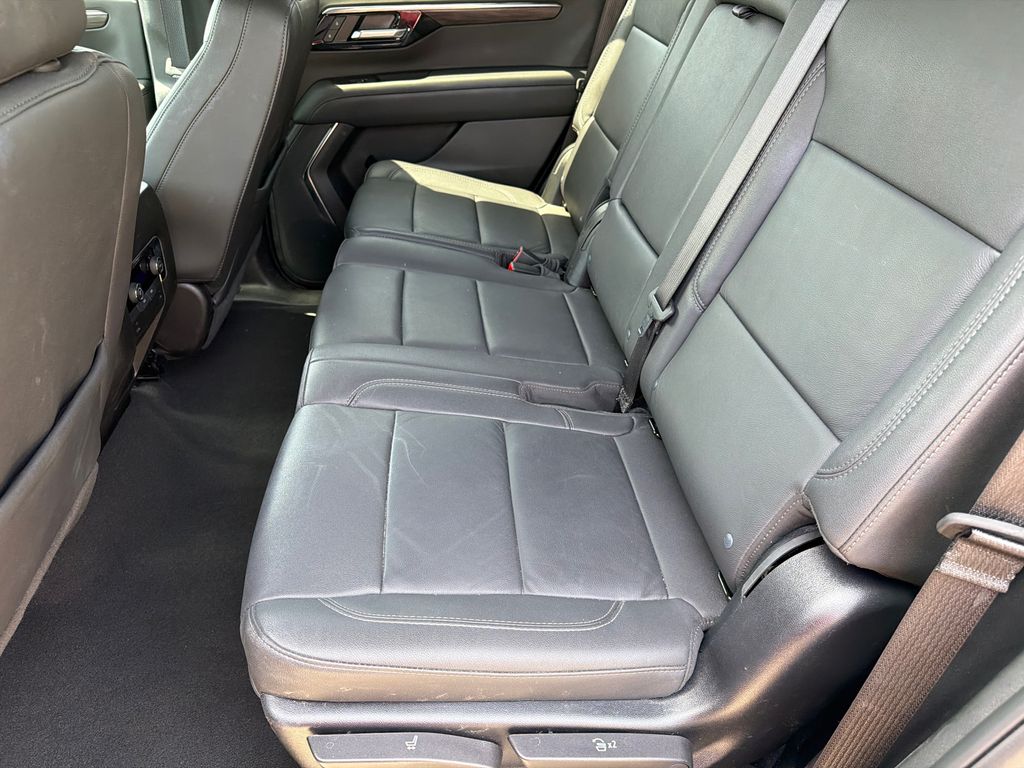 Used 2025 Sterling Gray Metallic Chevrolet LT image 20