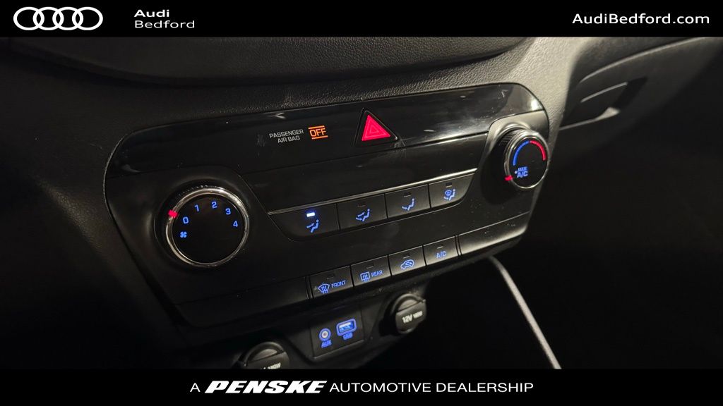 2016 Hyundai Tucson SE 16