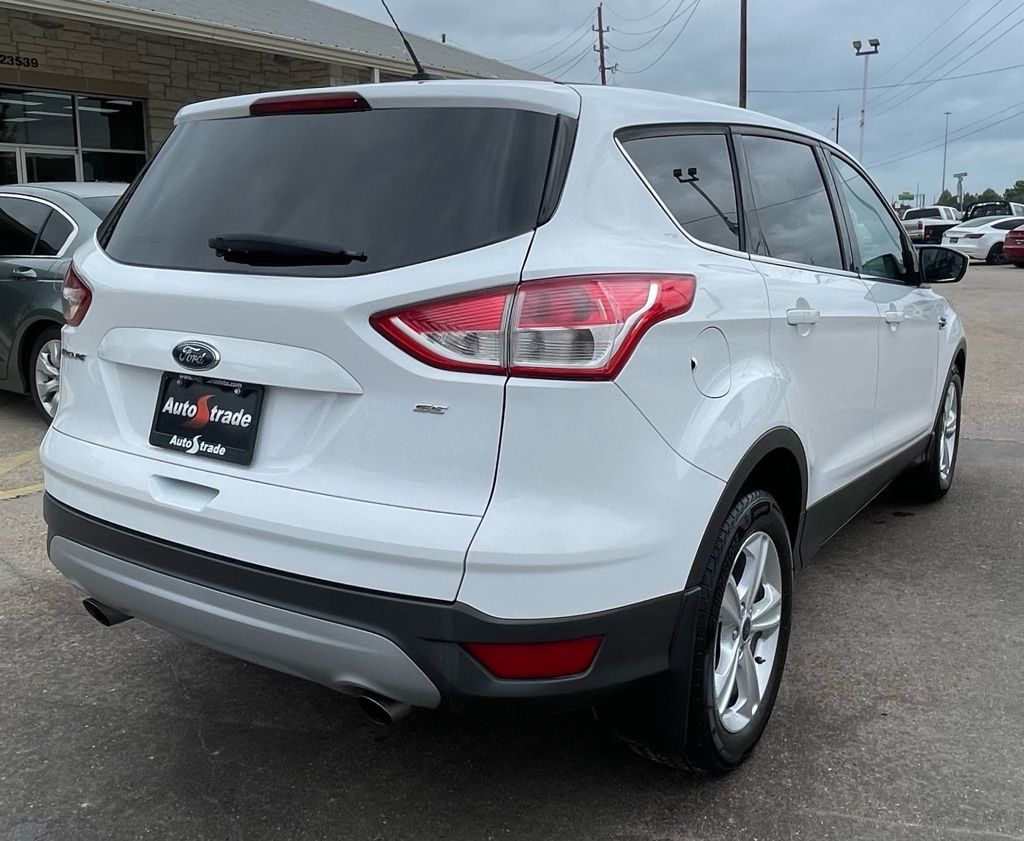 2015 Ford Escape SE - 4