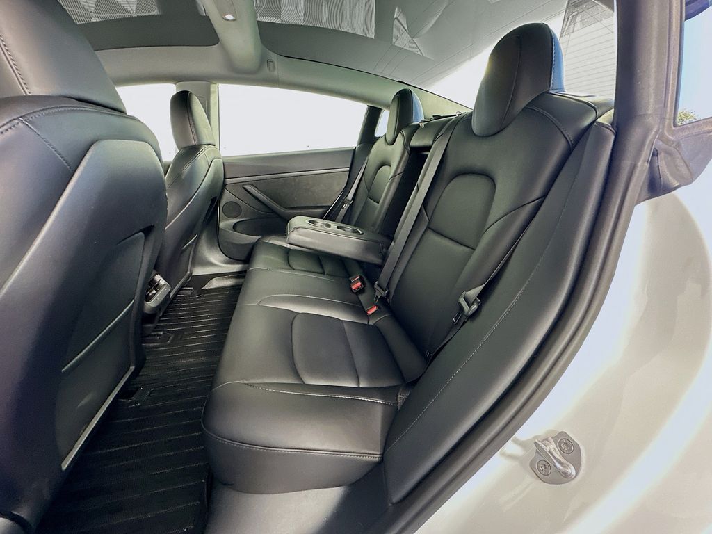 Thumbnail: 2023 Tesla Model 3 - 24