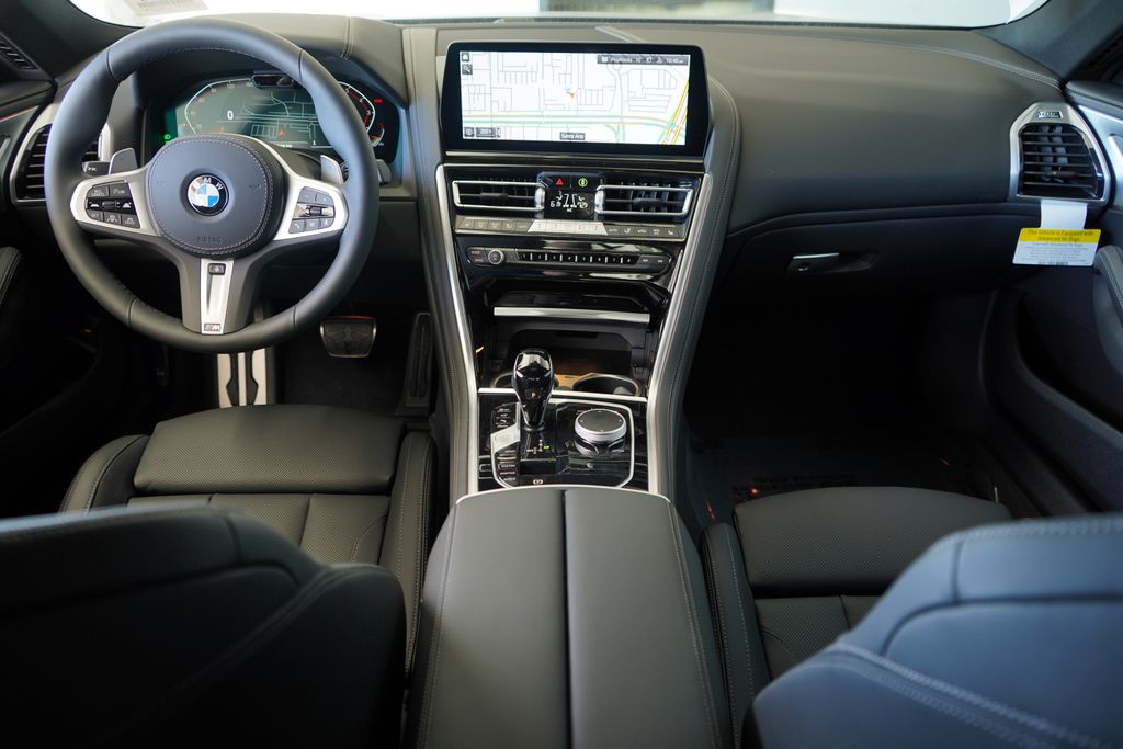 Thumbnail: 2026 BMW 8 Series - 14