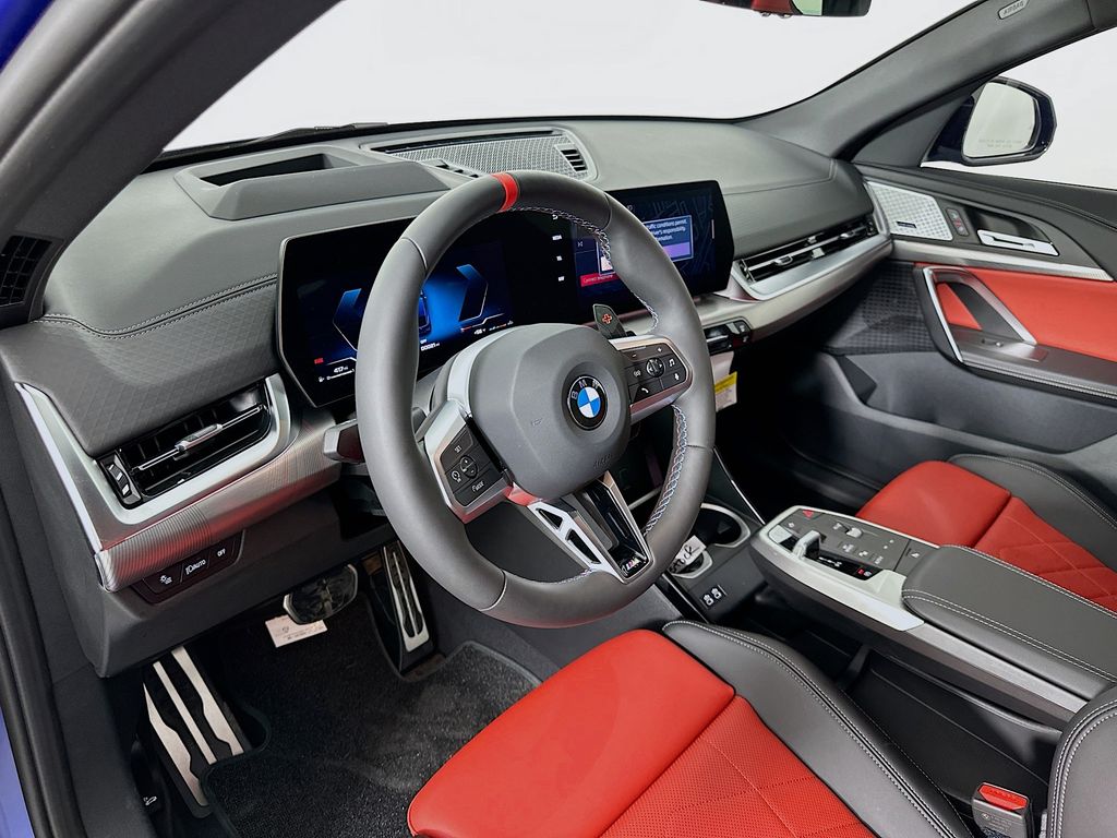 2025 BMW X2 M35i 9