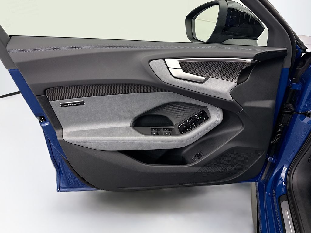 Thumbnail: 2025 Audi S5 - 23