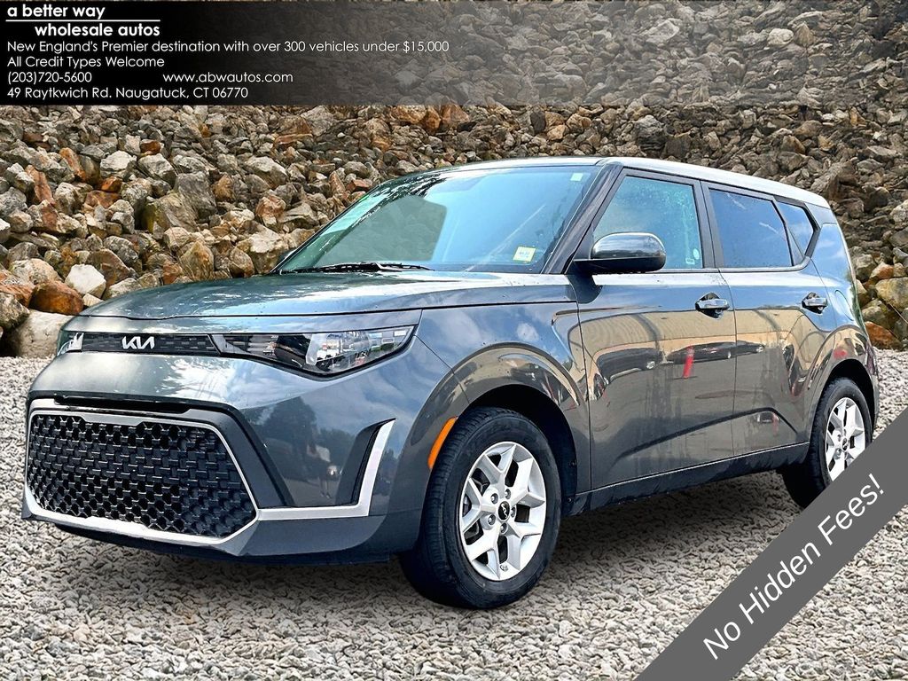 Gravity Gray 2024 Kia Soul SUV / Crossover Front-Wheel Drive Continuously Variable Transmission