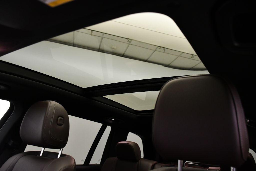 Thumbnail: 2022 Mercedes-Benz GLS - 17