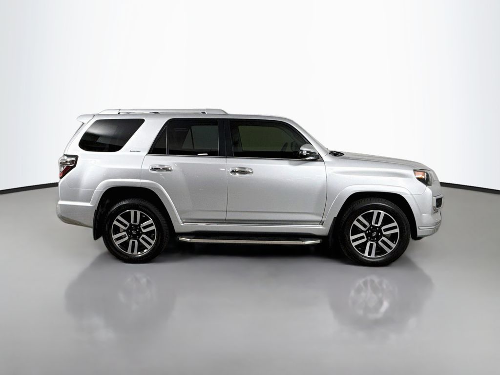 Thumbnail: 2021 Toyota 4Runner - 4