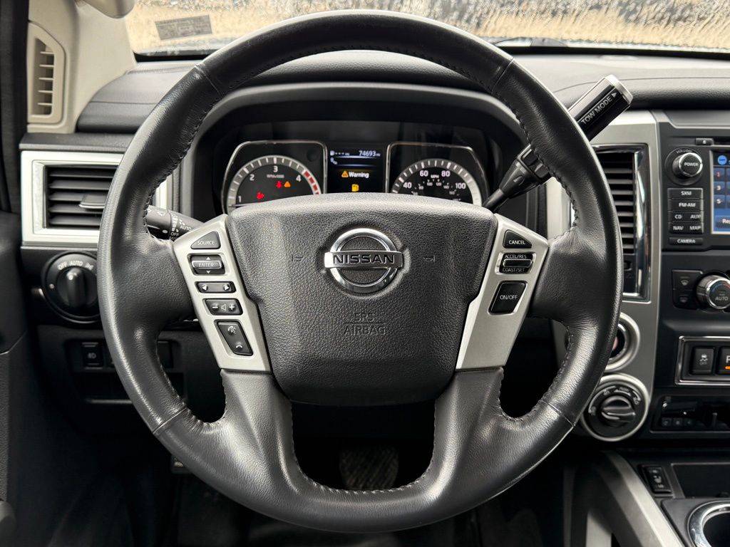 View vehicle photo 2