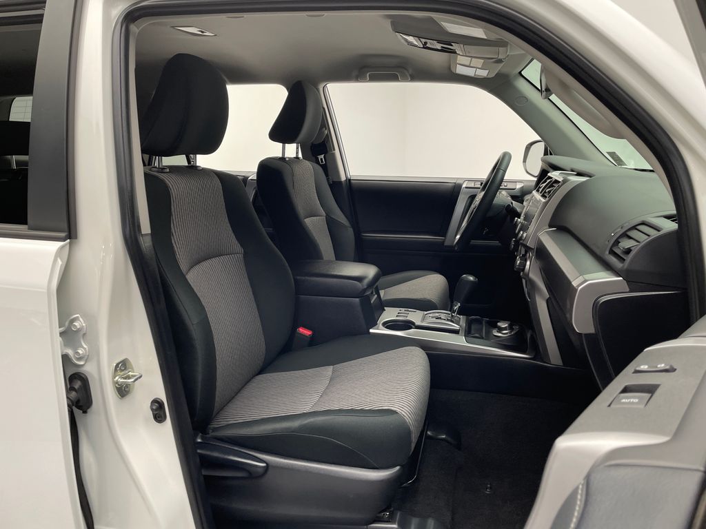 2023 Toyota 4Runner SR5 18