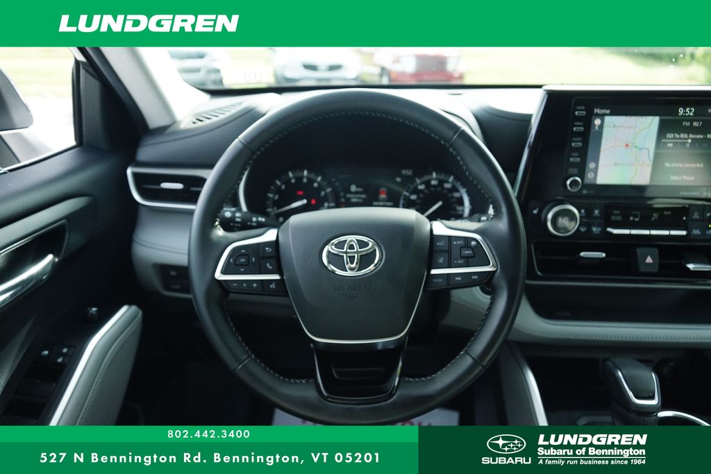 Used 2021 Toyota Highlander SUV