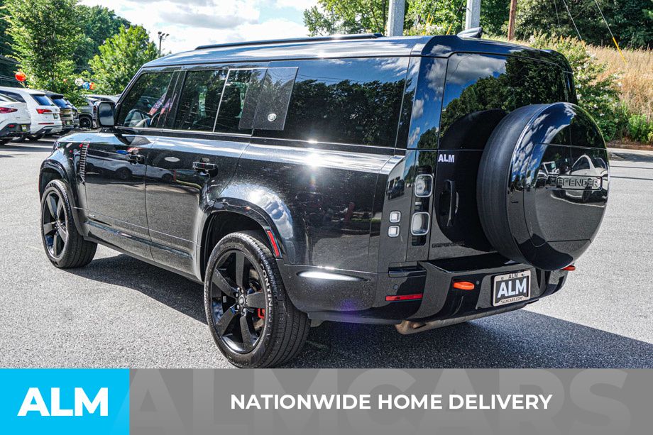 Used 2024 Black Land Rover X image 5