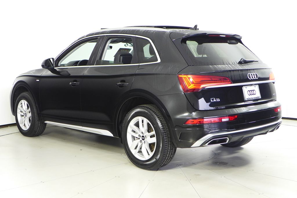 Thumbnail: 2023 Audi Q5 - 9