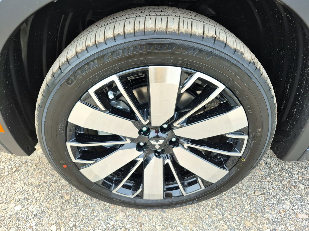 2026 Mitsubishi Outlander SEL - 8