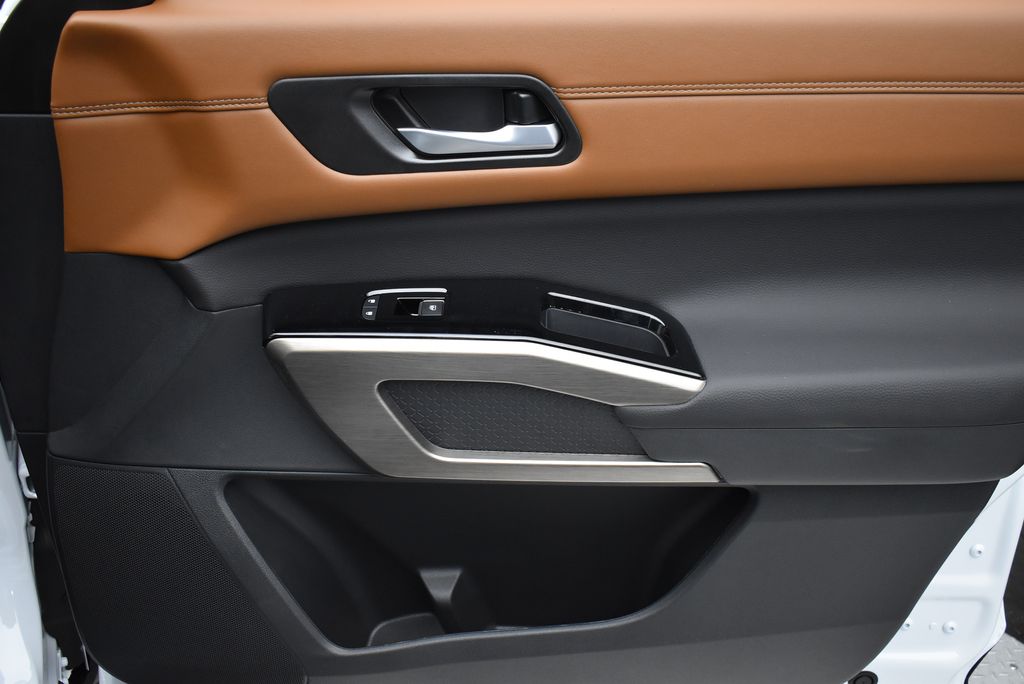 Thumbnail: 2025 Nissan Pathfinder - 29